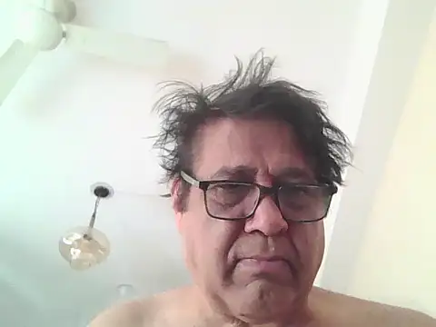 Nuttysub online show from April 2026 02:03:02 AM