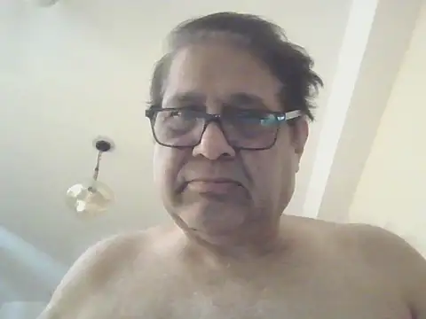 Nuttysub online show from June 2026 04:05:01 AM