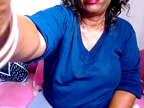 Snapshot of Freakyassnwildx chatting on February 2025 08:14:02 PM Freakyassnwildx online show from February 2025 08:14:02 PM