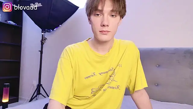 Snapshot of callmenineoneseven chatting on February 2026 05:06:02 PM callmenineoneseven online show from February 2026 05:06:02 PM