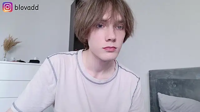 callmenineoneseven online show from July 2026 05:22:01 PM