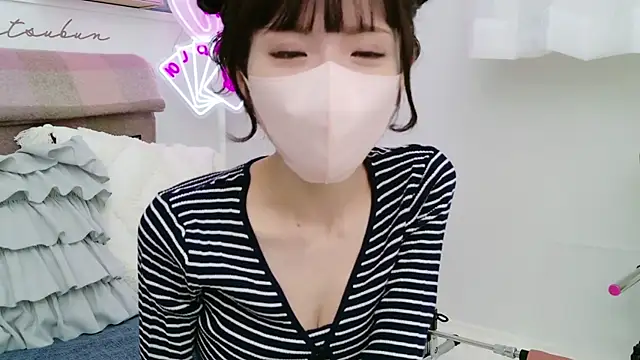 Snapshot of -minami- chatting on February 2025 09:31:02 AM -minami- online show from February 2025 09:31:02 AM