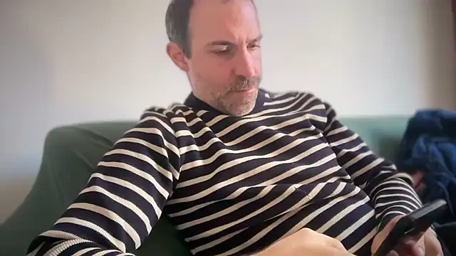 Snapshot of Brianjonest chatting on February 2026 12:26:01 PM Brianjonest online show from February 2026 12:26:01 PM