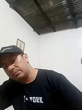 Snapshot of walwan85 chatting on November 2025 01:39:01 PM walwan85 online show from November 2025 01:39:01 PM