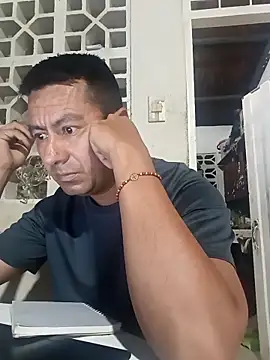 Snapshot of walwan85 chatting on January 2026 10:07:02 AM walwan85 online show from January 2026 10:07:02 AM