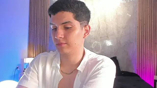 Brat  online show from November 2025 10:21:01 PM