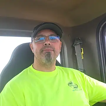 KrazyLegz online show from October 2025 01:56:02 PM