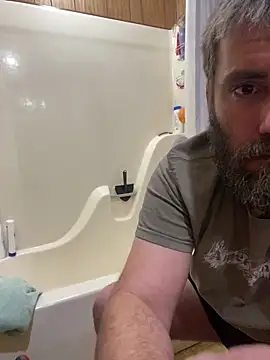 Snapshot of bigJohnson223 chatting on February 2025 07:33:01 AM bigJohnson223 online show from February 2025 07:33:01 AM