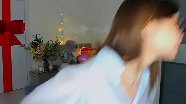 Snapshot of ContinentOfTranquility chatting on February 2025 10:36:02 PM ContinentOfTranquility online show from February 2025 10:36:02 PM