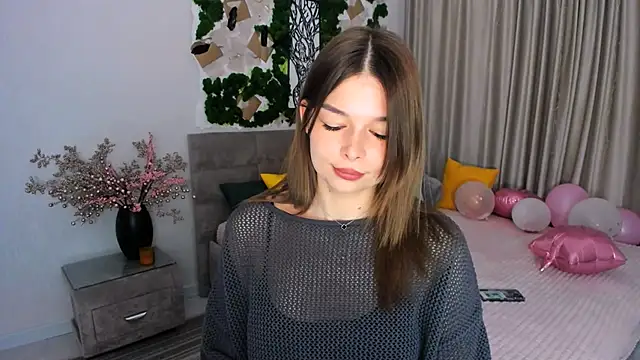 Snapshot of ContinentOfTranquility chatting on February 2025 04:32:02 AM ContinentOfTranquility online show from February 2025 04:32:02 AM