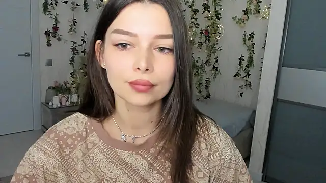 ContinentOfTranquility online show from November 2025 04:01:01 AM