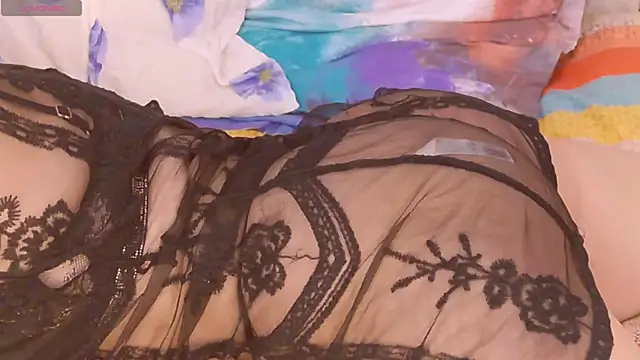 Snapshot of ReiyaRey chatting on January 2025 07:00:02 PM ReiyaRey online show from January 2025 07:00:02 PM