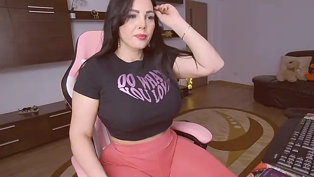 Snapshot of ReiyaRey chatting on February 2025 08:25:01 PM ReiyaRey online show from February 2025 08:25:01 PM