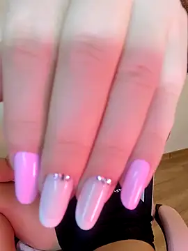 ReiyaRey online show from July 2026 04:05:02 PM