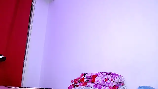 Catnessa online show from November 2025 12:00:01 AM