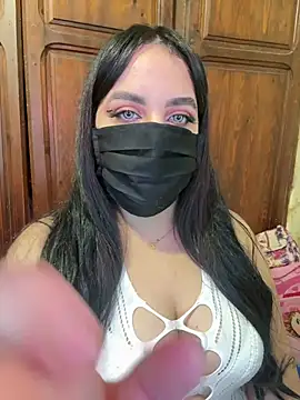 Snapshot of AMBER_SEXY99 chatting on December 2024 02:23:01 AM AMBER SEXY99 online show from December 2024 02:23:01 AM