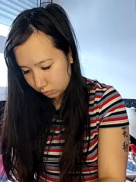 Japabaixinha online show from September 2025 01:00:01 PM