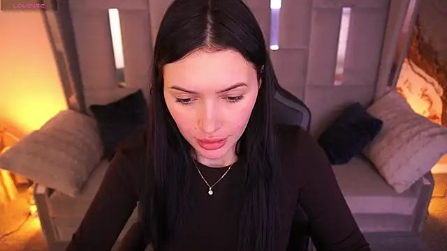 MilaSecrett online show from December 2025 02:43:02 PM