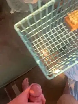 LivingLegend1978 online show from February 2025 08:24:01 AM