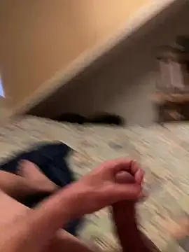 LivingLegend1978 online show from March 2025 05:47:02 PM