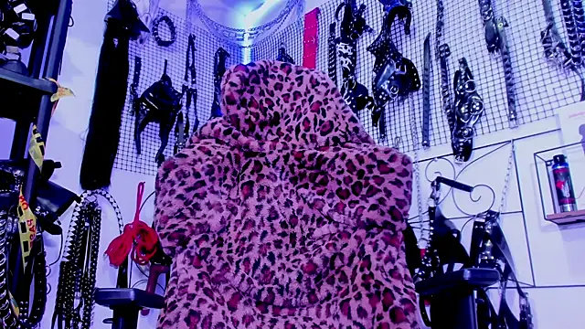 Agatha BDSM online show from March 2025 09:48:01 PM