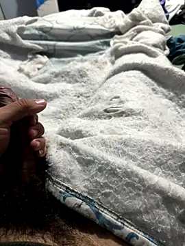 Snapshot of Your_love39 chatting on December 2025 07:13:02 AM Your love39 online show from December 2025 07:13:02 AM