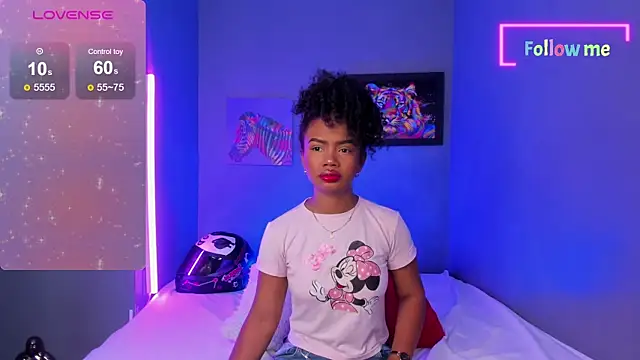 EmmaSmith06 online show from December 2024 03:20:02 PM