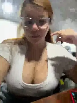 Snapshot of solecito_22 chatting on February 2026 01:51:01 AM solecito 22 online show from February 2026 01:51:01 AM