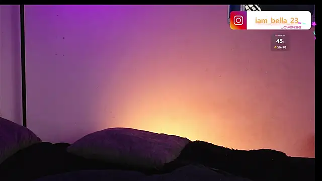 Snapshot of yourtoybella chatting on November 2025 06:50:01 PM yourtoybella online show from November 2025 06:50:01 PM