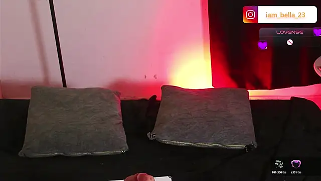 Snapshot of yourtoybella chatting on March 2026 06:25:01 PM yourtoybella online show from March 2026 06:25:01 PM