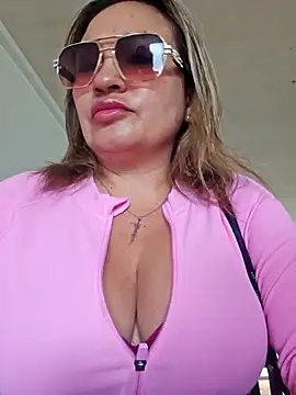 Afroditecash online show from May 2026 10:10:01 AM