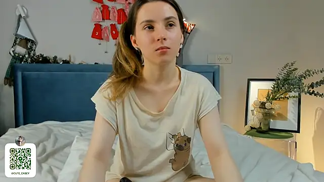 Snapshot of DonnaBurkee chatting on January 2025 10:54:01 PM DonnaBurkee online show from January 2025 10:54:01 PM