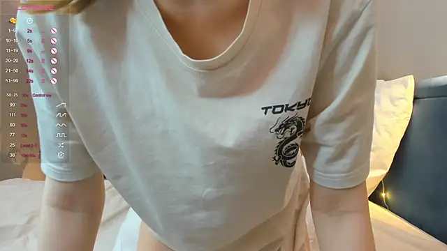 Snapshot of DonnaBurkee chatting on March 2025 07:17:01 PM DonnaBurkee online show from March 2025 07:17:01 PM