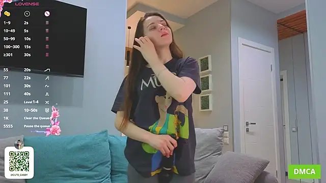 Snapshot of DonnaBurkee chatting on November 2025 05:42:02 AM DonnaBurkee online show from November 2025 05:42:02 AM