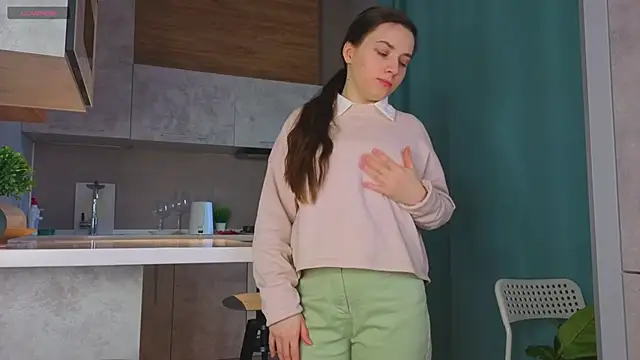 DonnaBurkee online show from April 2026 04:28:02 AM