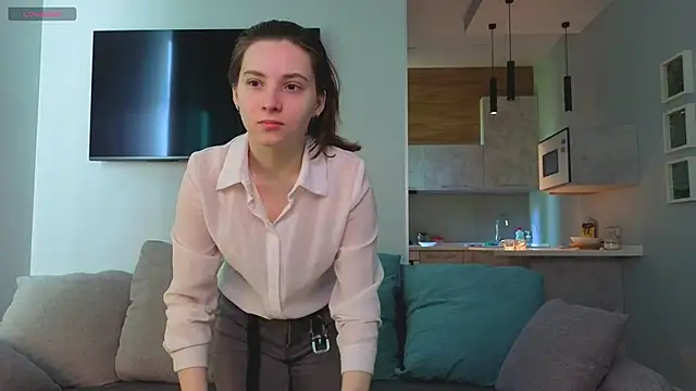 DonnaBurkee online show from May 2026 04:07:02 AM