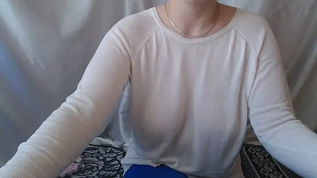 Burberrry  online show from April 2026 07:55:01 AM