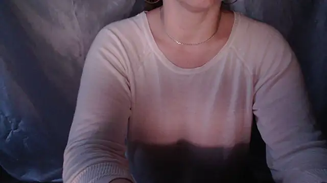 Burberrry  online show from May 2026 06:02:02 PM