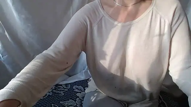 Burberrry  online show from May 2026 04:13:01 PM