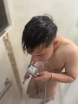 Nicolds14 online show from April 2026 11:54:02 PM