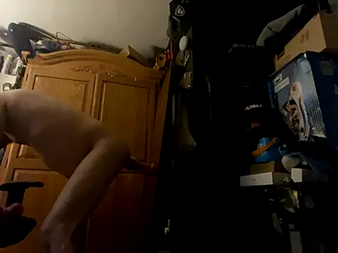 ElPollo77 online show from September 2025 08:54:01 PM