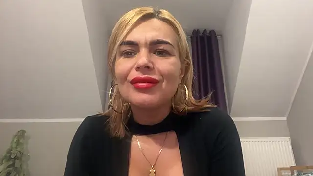 Snapshot of DESIREjenny chatting on January 2025 12:03:01 PM DESIREjenny online show from January 2025 12:03:01 PM