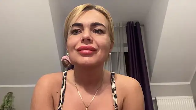 Snapshot of DESIREjenny chatting on January 2025 09:15:02 AM DESIREjenny online show from January 2025 09:15:02 AM