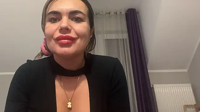 Snapshot of DESIREjenny chatting on March 2025 12:00:01 PM DESIREjenny online show from March 2025 12:00:01 PM