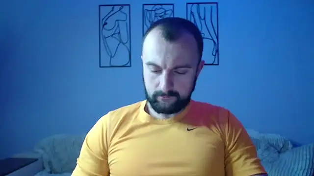 brindlefly6969 online show from January 2025 12:00:01 PM