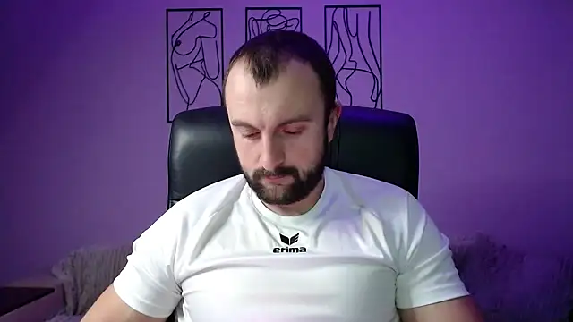 brindlefly6969 online show from January 2025 02:26:01 PM