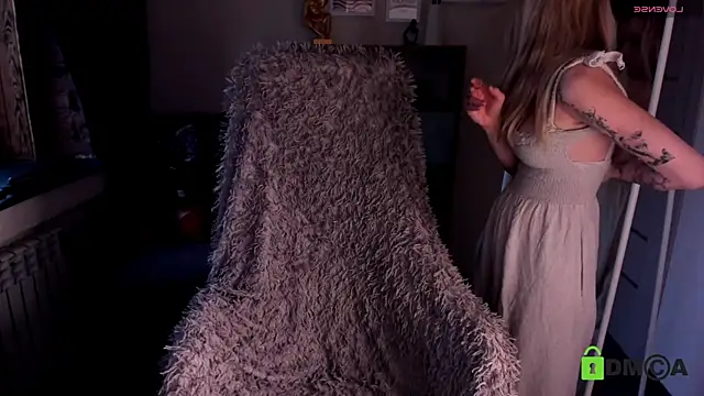 Snapshot of MalenaErnman chatting on February 2025 01:33:01 PM MalenaErnman online show from February 2025 01:33:01 PM