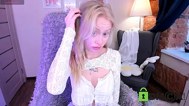 Snapshot of MalenaErnman chatting on February 2025 01:36:01 PM MalenaErnman online show from February 2025 01:36:01 PM