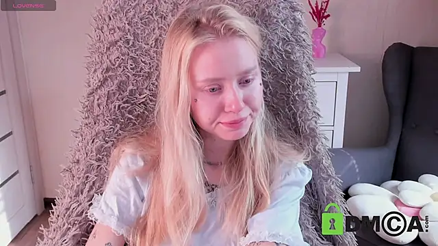 Snapshot of MalenaErnman chatting on October 2025 08:34:02 AM MalenaErnman online show from October 2025 08:34:02 AM