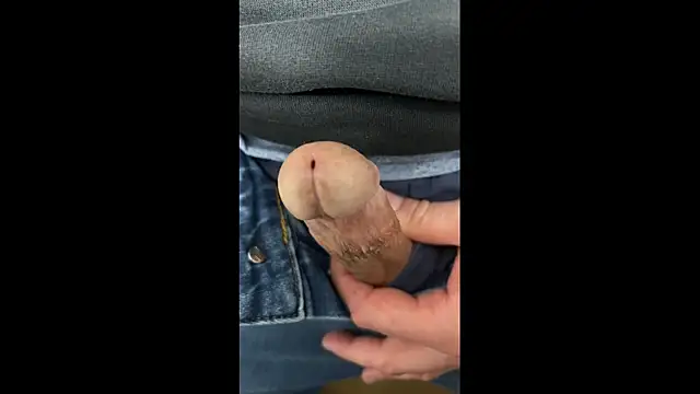 Snapshot of havefun32 chatting on February 2026 01:10:01 PM havefun32 online show from February 2026 01:10:01 PM